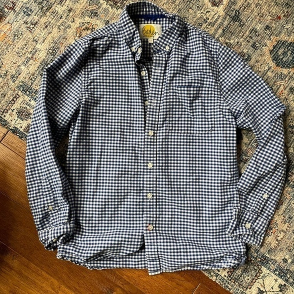 Boden checkered long sleeve button up